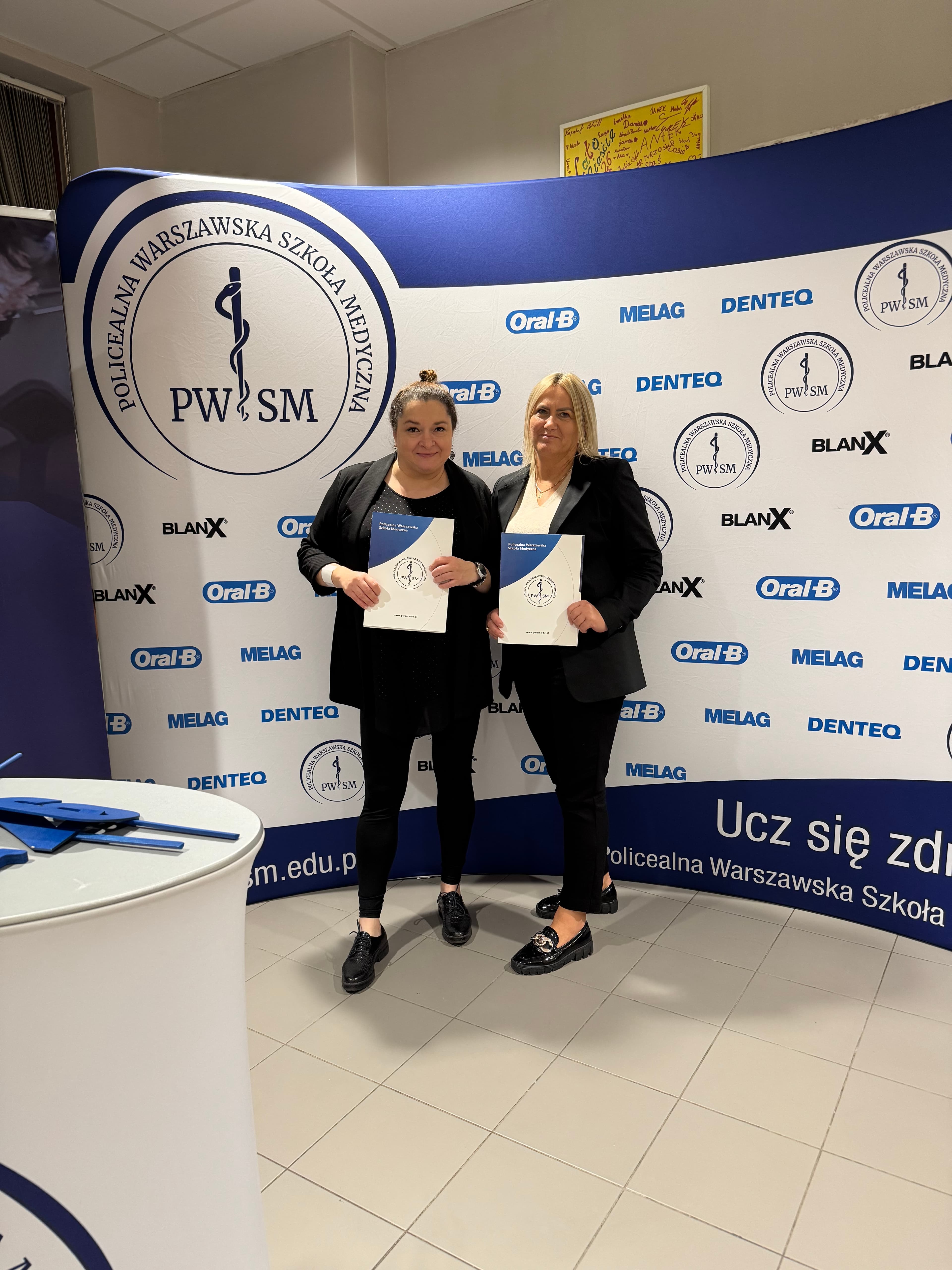 Uroczyste rozdanie dyplomów absolwentów. Zdjęcia 2026.